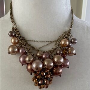 NORDSTROM “N” LOGO CHUNKY PEARL BIB STATEMENT NECKLACE CRYSTAL CLUSTER GOLDTONE